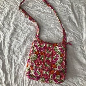 Vera Bradley Purse. Used but in good condition. Super cute for spring and summer